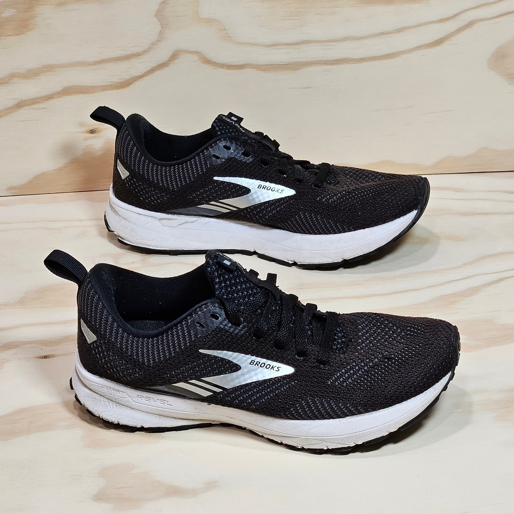 Brooks Revel 5 Womens Running Shoes Black Silver 1203611B036 Size 7